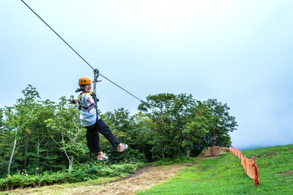 Wanna become a bird?! Try Zipline at Hirugano Kogen Ski Resort in summer!